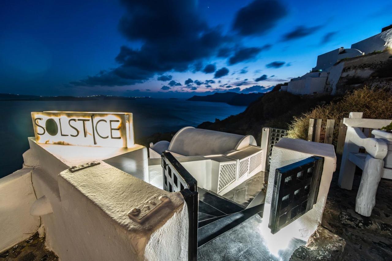 Solstice Luxury Suites Oia  Exterior photo