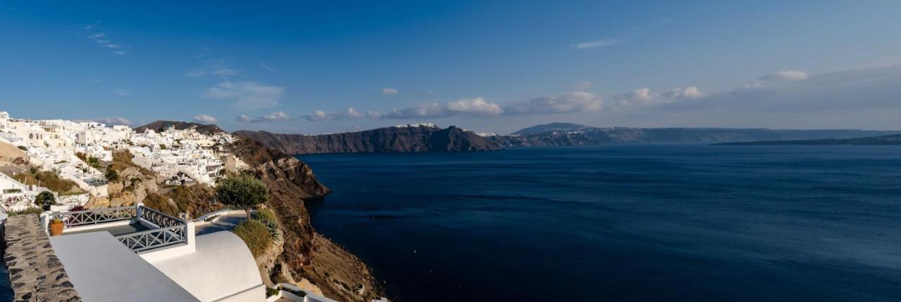 Solstice Luxury Suites Oia  Exterior photo
