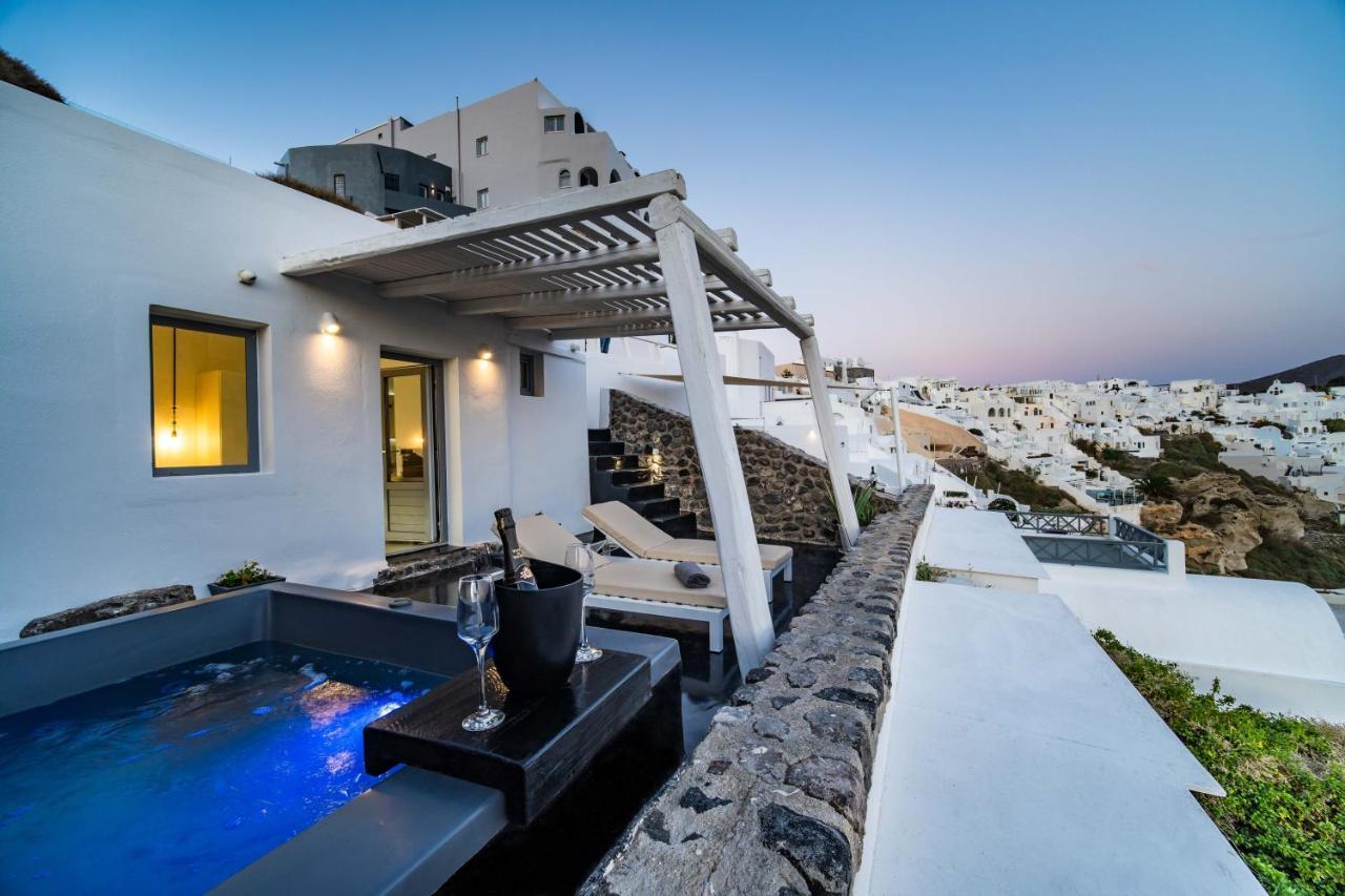 Solstice Luxury Suites Oia  Exterior photo
