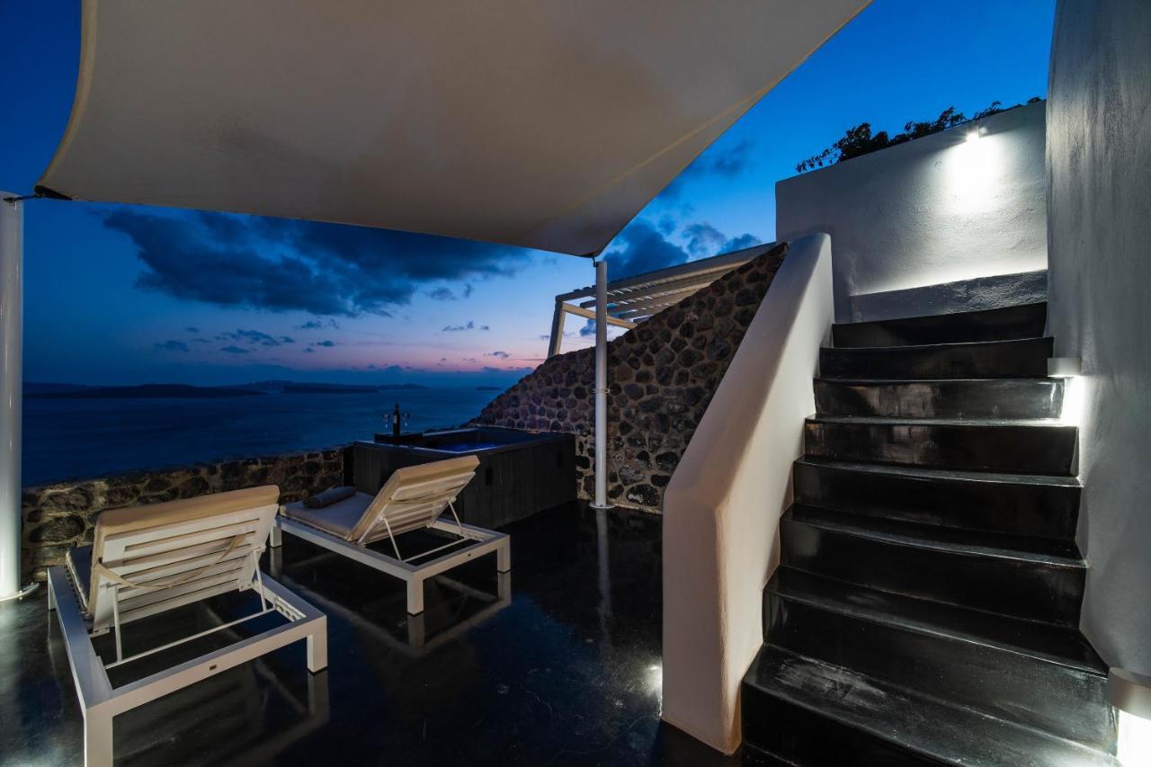 Solstice Luxury Suites Oia  Exterior photo