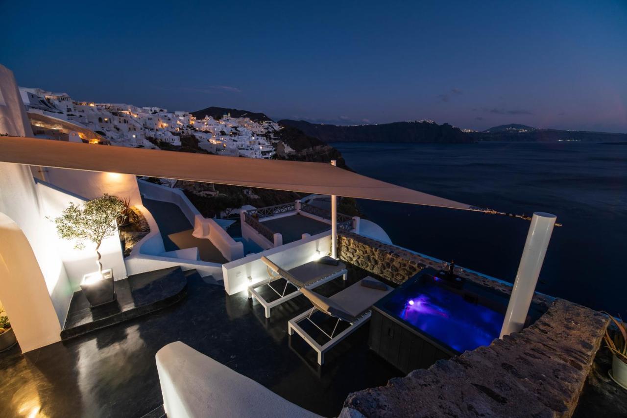 Solstice Luxury Suites Oia  Exterior photo